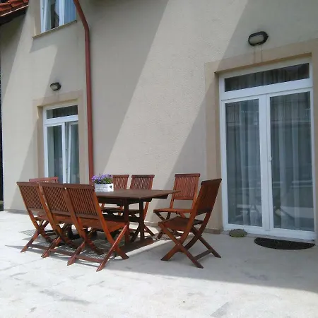 Pokoje U Bobasow Homestay Debki