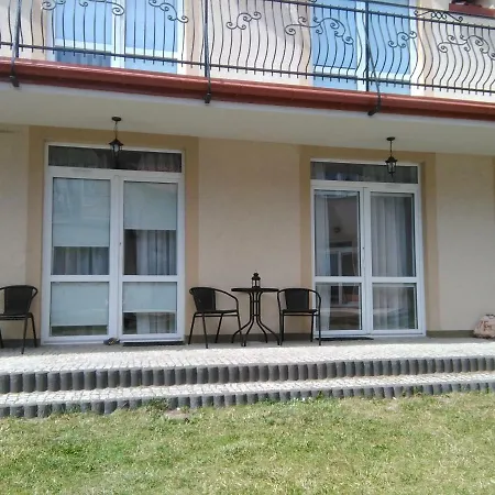 ホームステイ U Bobasow